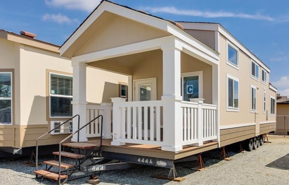 Well-Being for Seniors in Prefabricated Homes